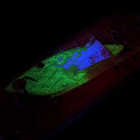 Strike King Diamond Shad UV Lipless, Chartreuse, 14g, Acabado UV, #11551