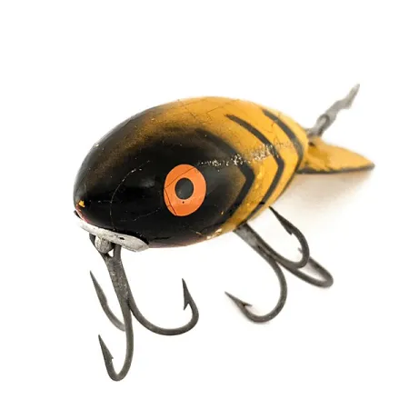 Bomber, 7g Amarillo y Negro, Señuelo de Pesca #12475