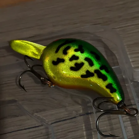Bomber Fat A B06F, 17g, Verde G Finish, Crankbait #18324