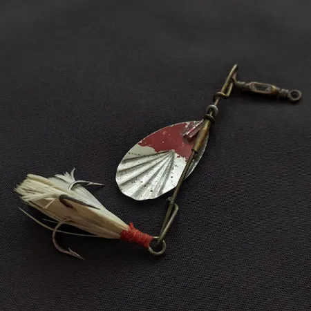 G.M. Skinner 3, 5g Plata y Rojo, Cucharilla Giratoria #21633