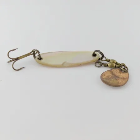 Pflueger Pearl Spoon, 7g Nácar, Cucharilla #24320