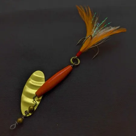 Worth #301 Cucharilla, Rojo Negro Dorado, Triple con Plumas, #24436