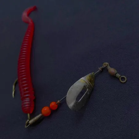 Pflueger June Bug №4 Spinner, Rojo/Níquel, 6 g, Brazo offset, #24501