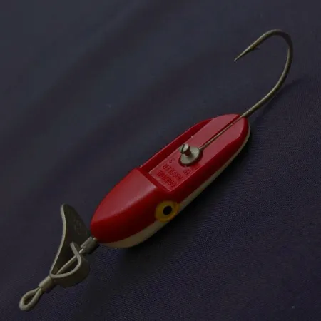 AL. Foss Oriental Wiggler No 4, rojo/blanco, 14 g, spinner, #24641