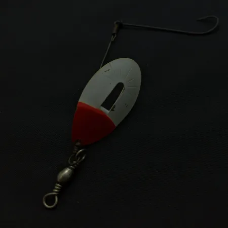 Cucharilla Weller June-Bug, rojo/blanco, 6 g, desalineada, #24704