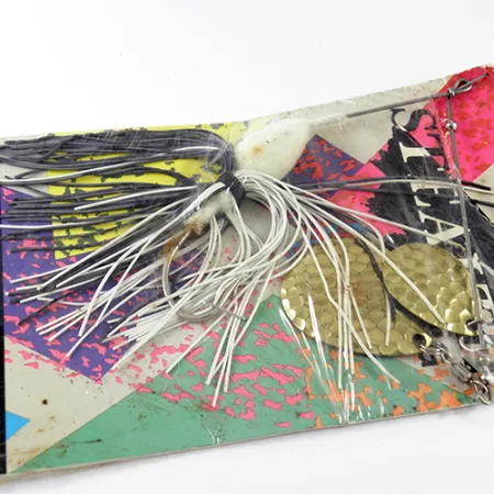 Jackson Stealth Spinnerbait, Latón martillado, 28g, Doble pala, #1709