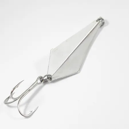 Rebel ArrowHead Cucharilla, Plateado, 17g, Facetado, #2208