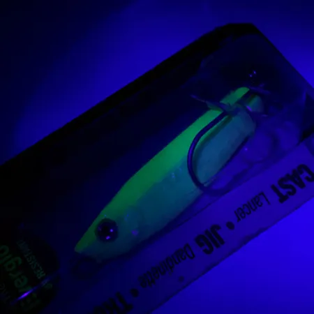 Luhr Jensen Crippled Herring Cuchara, Blanco/Verde UV Glow, 21g, #5921