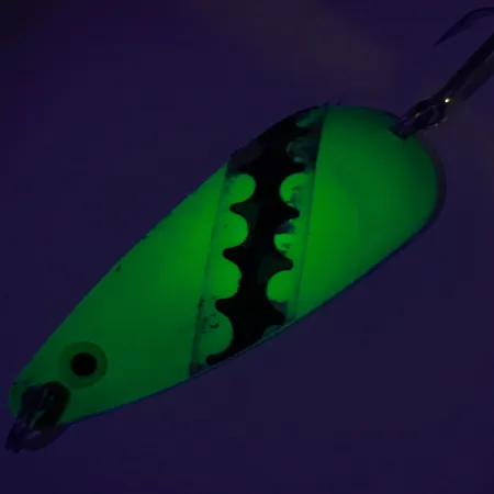 Moriyama Cucharilla, Verde/Níquel, 25g, Patrón diente sierra, #8263